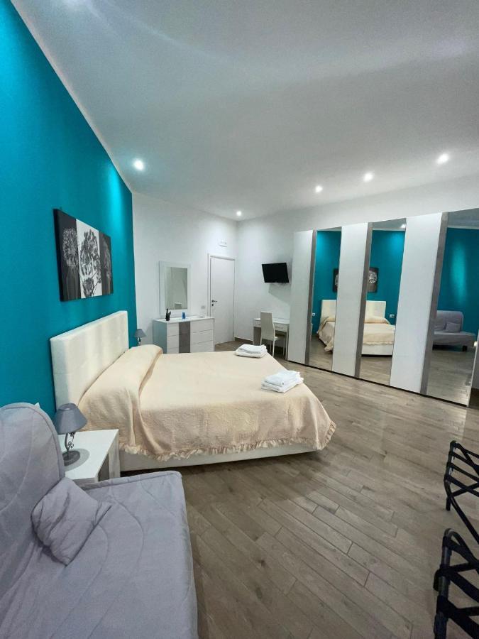 Dormire A Napoli Centro Holiday House Casa Vacanza Buitenkant foto